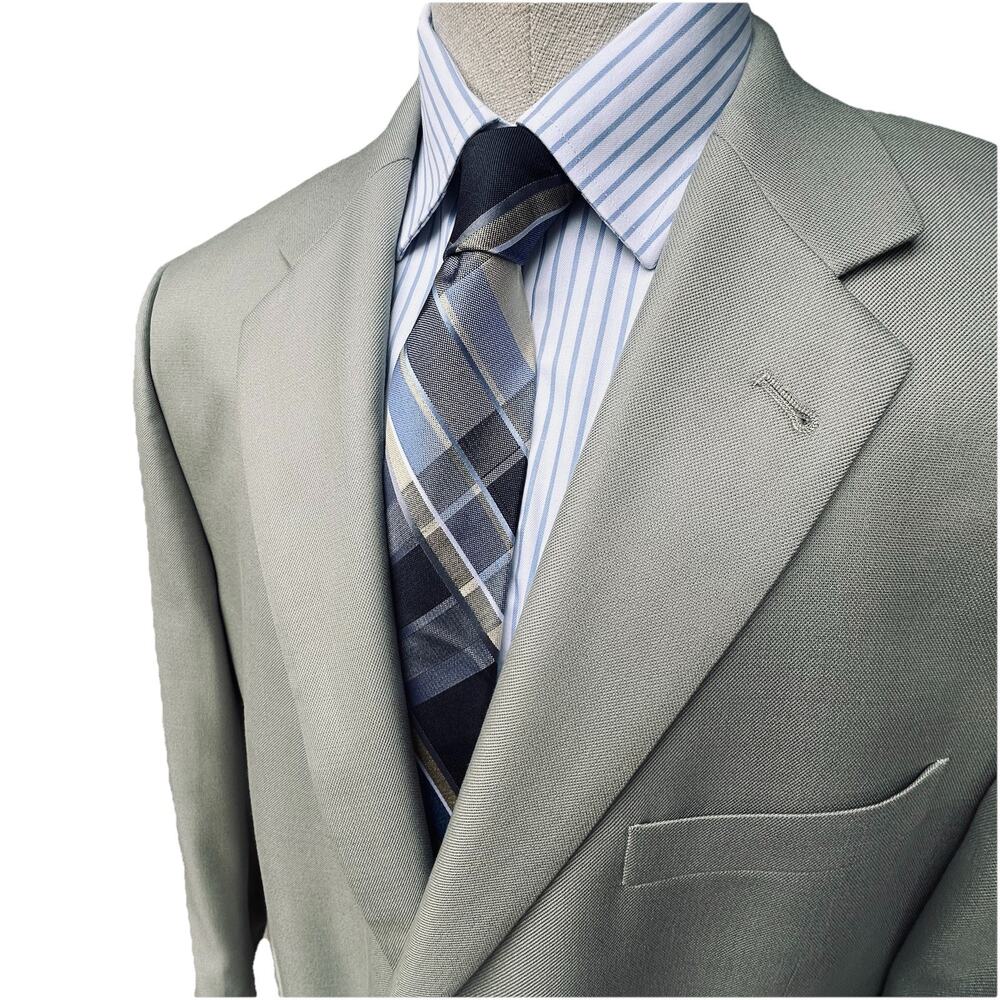 Turnburry Sport Coat Men 48L Silk 55 Wool 45 light Sage Green 2 buttons